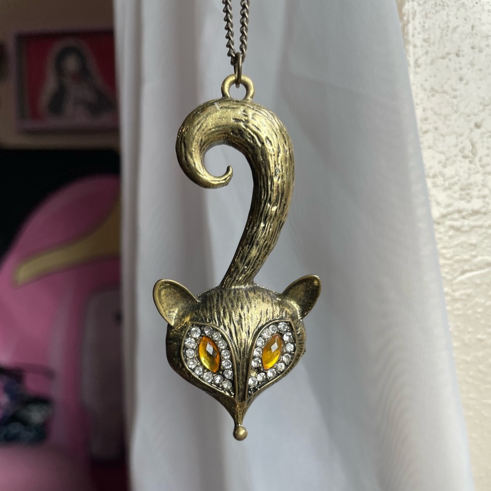 Vintage retro rhinestones eyes Fox head Pendant long Necklace